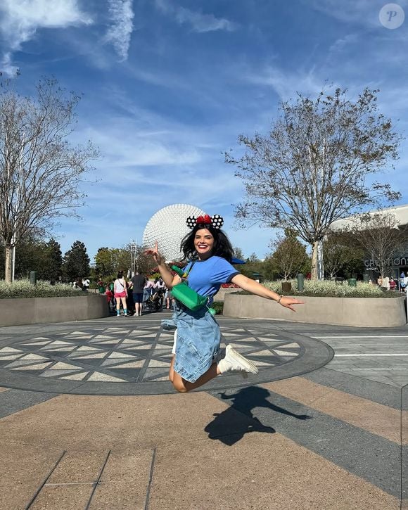 Aos 41 anos, Vanessa Giácomo mostrou os detalhes de sua viagem pelos Estados Unidos, onde está curtindo a Disney e um cruzeiro temático