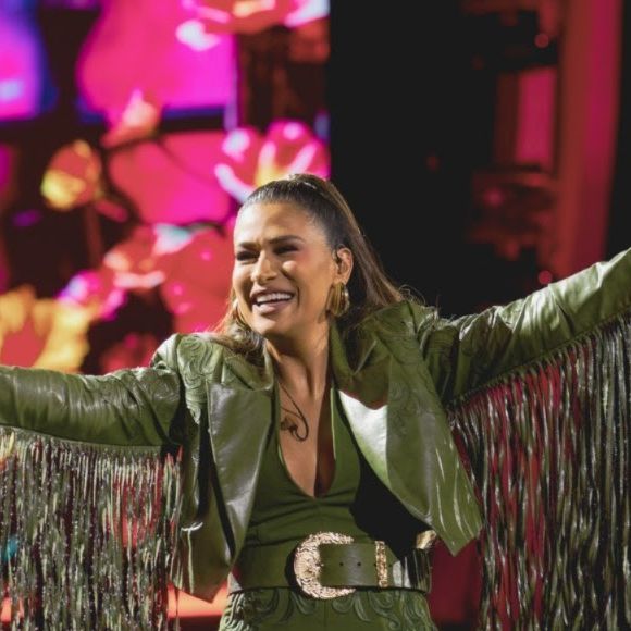 Simone Mendes gravou um novo DVD em Manaus