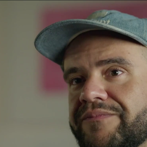 "Aí era o ex-marido traindo e ela fazendo quimio. Aí eu falei: 'Não, gente, não tem condição. Vou para lá'. Aí a gente já foi na intenção de ficar sempre com ela", disse Gominho