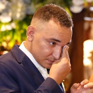 Por que João Gomes não se posiciona politicamente? Ary Mirelle saiu em defesa do marido após cobranças nas redes sociais e relembrou a repercussão do episódio envolvendo Jair Bolsonaro no Rock in Rio de 2022. A esposa do cantor também falou sobre depressão e ameaças recebidas pela família