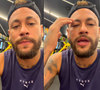 ‘Vai cuidar da sua vida’: Neymar dá resposta afiada após ser criticado por jogar pôquer durante partida do Santos