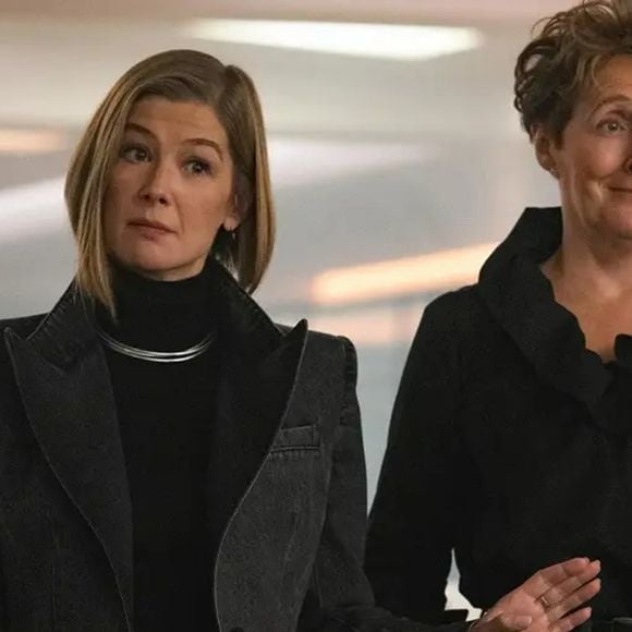 Hoje na Netflix: a comédia perfeita para relaxar depois do trabalho; tem apenas 93 minutos e elenco famoso