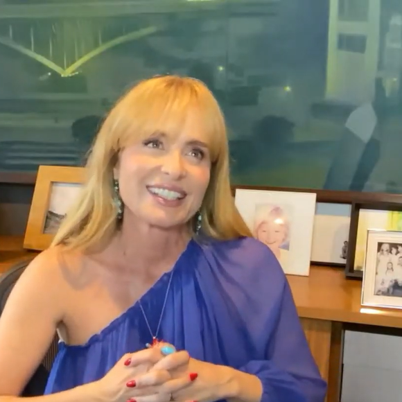 Angélica diz que o programa novo é muito espontâneo: ‘O programa foi nascendo de um grupo de pessoas que estava muito a fim de fazer, todo mundo na mesma energia’