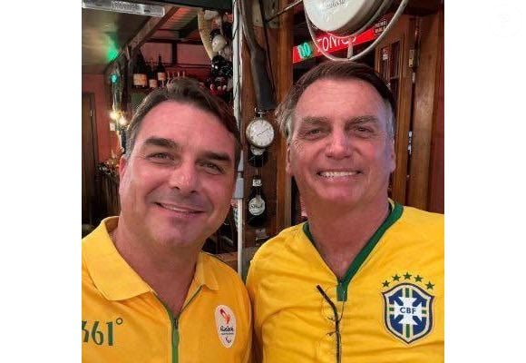O filósofo Francesc Torralba destacou que a educação dos filhos exige dos pais mais do que afeto e proximidade: também envolve responsabilidade, orientação e limites. Ao refletir sobre o papel dos responsáveis na família, o especialista criticou a ideia de que pais e filhos devem manter uma relação de amizade entre iguais. 'Um pai tem que corrigir, premiar, colocar limites e ser exemplo', afirmou, em declaração reproduzida pelo portal espanhol Ok Diario