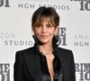 Halle Berry aos 60 anos: 'Estou tentando ganhar massa muscular, então levanto pesos, algo que nunca fiz antes'