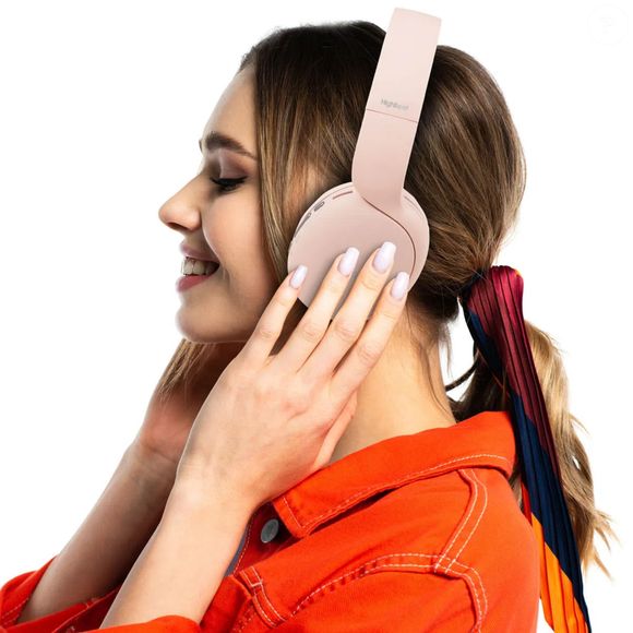 Estudos indicam ainda que esse pico costuma acontecer por volta dos 16 anos nos homens e um pouco mais tarde nas mulheres, no fim da adolescência e início da vida adulta. É justamente a fase em que tudo parece mais intenso.