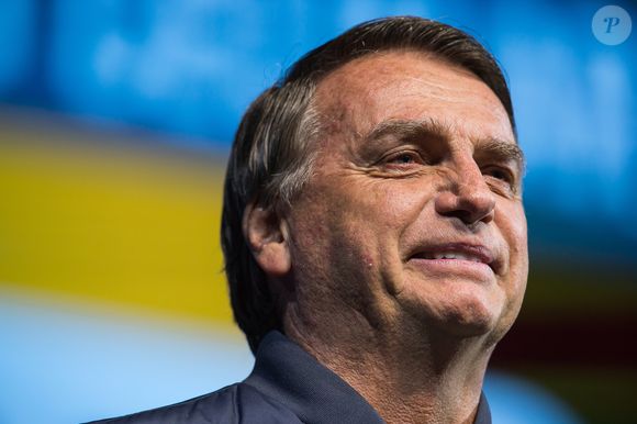 Jair Bolsonaro argumentou que havia entendido errado a pergunta: ‘Percebida, equivocadamente, como questionamento a eventual namoro de meu filho com um gay’