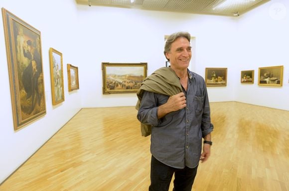 Segundo o comunicado, Herson Capri já está fora de perigo