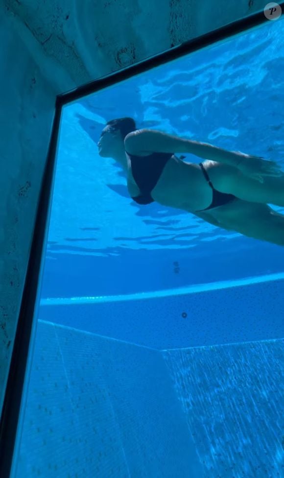 Georgina Rodríguez mostrou o corpo de biquíni na piscina com Cristiano Ronaldo
