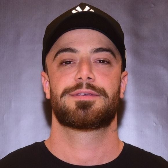 Felipe Titto revela cena constrangedora em novela