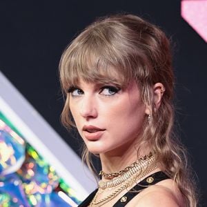 Relembre quem são os ex-namorados de Taylor Swift

Além de cantora, Taylor Swift marca presença na produção na pele de atriz.