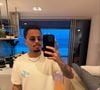 Allan Souza, que já foi do Flamengo, tem passeado com família e amigos na lancha: 'Era um sonho'