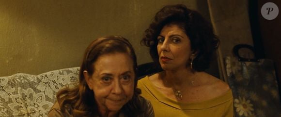 'Topa Tudo por Dinheiro' em cena do filme 'Central do Brasil': momento ocorreu quando Dora (Fernanda Montenegro) liga a TV nova recém-comprada e deixa por uns segundos no SBT