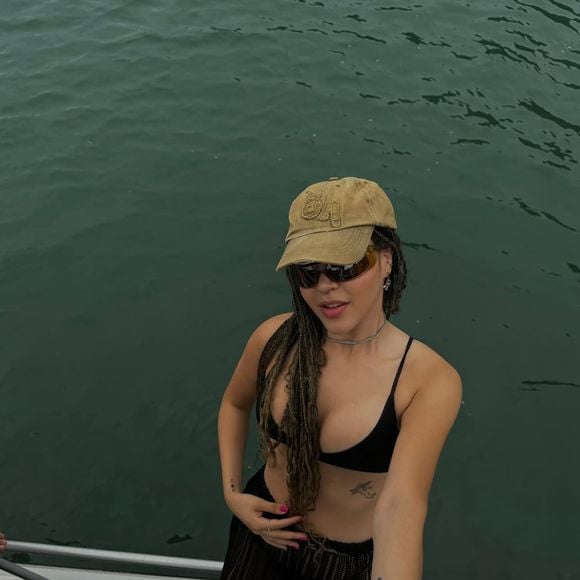 Aysha Benelli conseguiu perder 40 kg e mudou completamente seu corpo com dieta e exercícios físicos
