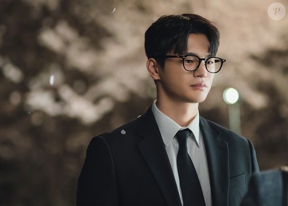 Em 'O Jogo da Morte', Choi Yi-jae é um homem desesperado que decide tirar a própria vida, mas é castigado pela morte