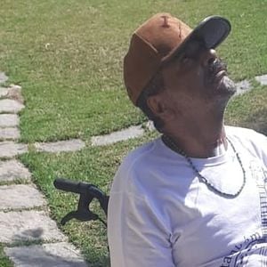 Arlindo Cruz sofreu um AVC em 2017 e, desde então, precisava de cuidados médicos. O cantor morreu em 8 de agosto de 2025.