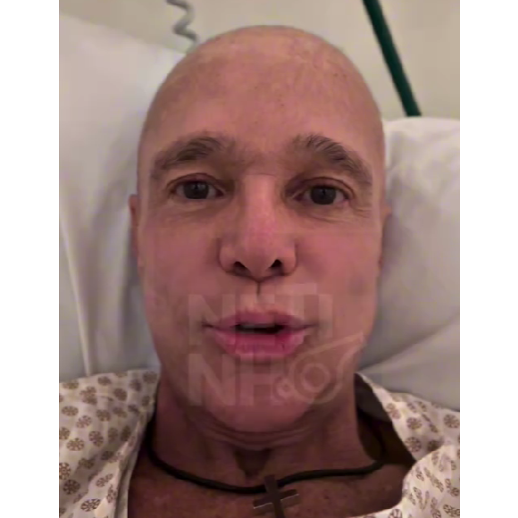 Com câncer, o cantor Netinho revelou o ganho de peso, recentemente.