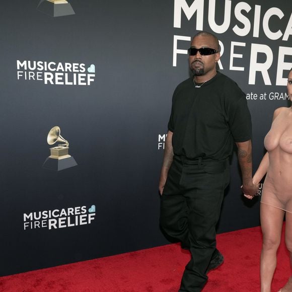 Bianca Censori pelada no Grammy: Kanye West convenceu a mulher do vestido transparente por total