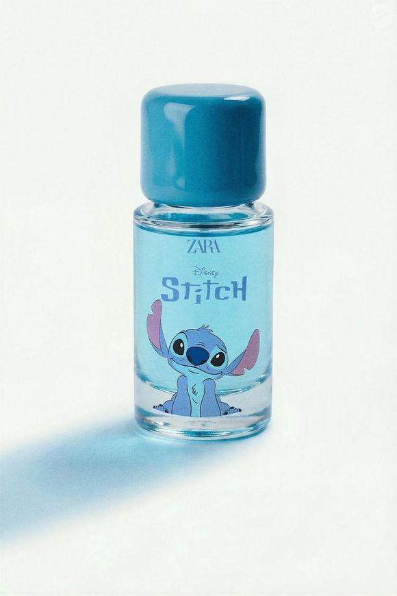 Inspirada no universo de Stitch, a fragrância combina pera, magnólia e madeira almiscarada, criando um aroma moderno e envolvente