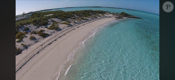 Com praias isoladas e vegetação tropical, Leaf Cay foi anunciada anos depois por valores milionários no mercado imobiliário internacional
