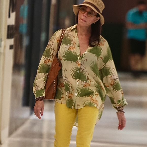 Christiane Torloni marcou presença na peça ‘Lady Tempestade’, estrelada por Andrea Beltrão, que está em cartaz na Zona Sul do Rio de Janeiro