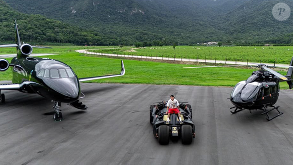 Avaliado em centenas de milhões de reais, o avião de Neymar Jr integra sua coleção de veículos de luxo