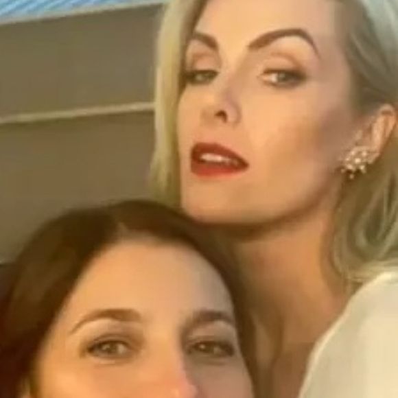 Ana Hickmann acusa Claudia Helena de ter sido a responsável por falsificar suas assinaturas em documentos e contratos de empréstimo