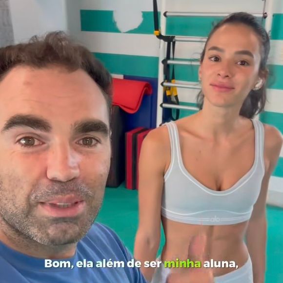 Com uma estética que une funcionalidade e apelo fashion, Bruna Marquezine mostrou que o look de academia pode, sim, ultrapassar os limites do treino.