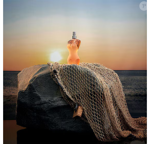 Mais de 30 anos após chegar ao mercado, Classique, da Jean Paul Gaultier, prova que um grande clássico da perfumaria nunca sai de moda
