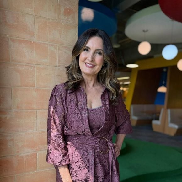 Fátima Bernardes revelou que ficou sabendo da morte de Preta Gil só nesta segunda-feira (21)