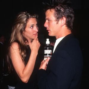 Antes de conhecer Carolyn Bessette, John F. Kennedy Jr. teria se afastado de Xuxa após repercussão na mídia