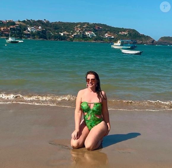 Luma de Oliveira é mencionada em uma conversa do bilionário com o agente de modelos Jean-Luc Brunel, considerado seu braço-direito