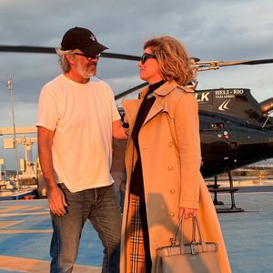 Debora Bloch fez uma postagem em seu perfil no Instagram nesta terça-feira (29), brincando com a chegada de Lady Gaga ao Brasil.