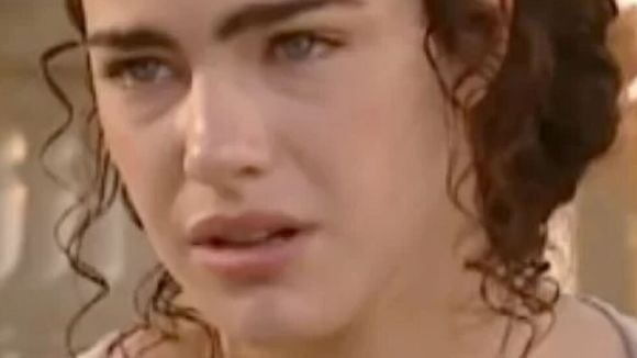 Quem adota o filho de Giuliana em 'Terra Nostra'? Mocinha de Ana Paula Arósio se surpreende com o paradeiro da criança