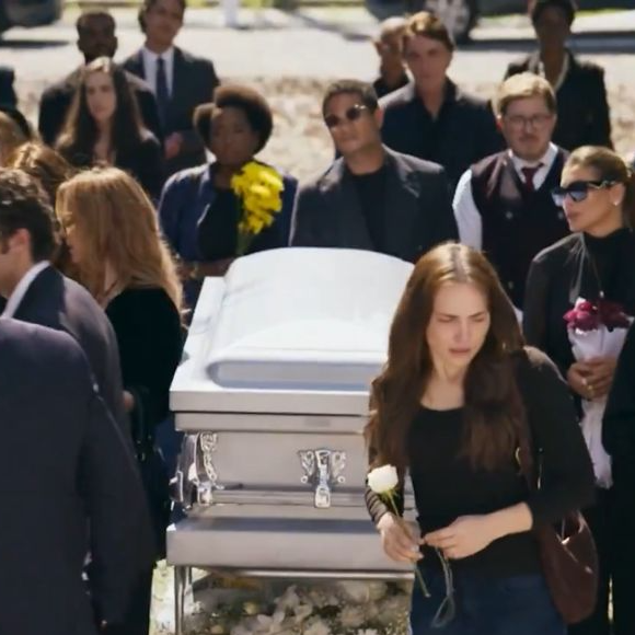 O empresário Arthur Brandão, personagem de Antonio Fagundes em Quem Ama Cuida, teve uma morte cercada de mistério. O ator comentou o futuro do personagem na trama