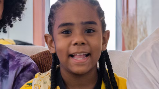 Meu primo de 5 anos pediu e eu não pude negar: os novos tênis Converse dos 'Minions' são alegres, confortáveis e ele ainda conseguiu calçar sozinho com fechamento em velcro