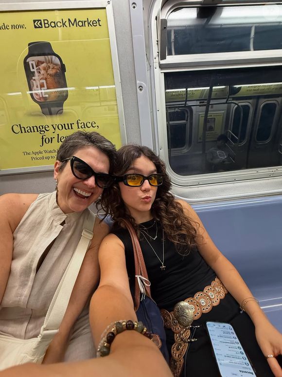 Sandra Annenberg aproveitou o aniversário da filha para homenageá-la em uma publicação emocionante