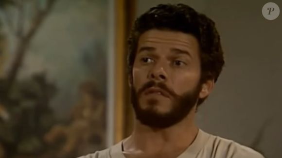 Em 'Tieta', Osnar defende Timóteo.