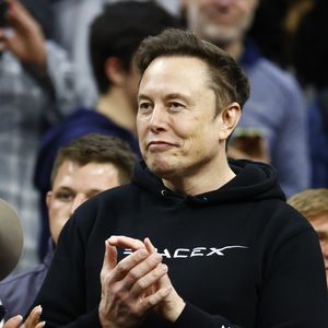 2025: mais magro e sem a barba, Elon Musk tem causado com suas opiniões políticas nos Estados Unidos