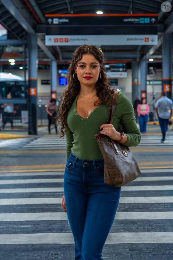 Aos 36 anos, Sophie Charlotte vive Gerluce na novela 'Três Graças'