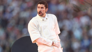 Qual é o perfume de Bad Bunny? Nem Chanel, nem Dior: descubra a fragrância favorita do astro latino mais famoso do momento