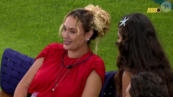 A rivalidade entre Sarah Andrade e Ana Paula Renault no BBB 26 ganhou um novo capítulo após a web resgatar um vídeo do BBB 21, em que Sarah chamava a veterana de 'minha favorita'