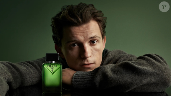Depois de Tom Holland, um dos principais rostos da Prada, chegou a vez de Zendaya assumir um papel de destaque na marca de luxo como nova embaixadora global do Prada Paradoxe