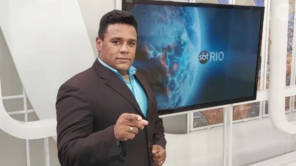 O apresentador e jornalista Caio Álex morreu aos 52 anos após complicações de um AVC no penúltimo dia de 2025: profissional trabalhou em emissoras como o SBT