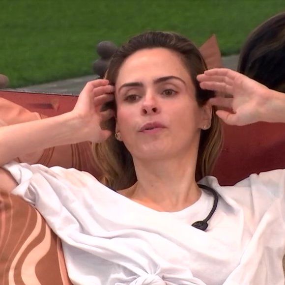 "Então vamos pra cima", finalizou Ana Paula, que não contou com o apoio de Samira para esta manobra arriscada