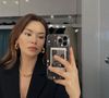 Seray Kaya, atriz turca que dá vida à Sirin, costumava usar um cabelo liso com um corte comum, mas resolveu mudar seu visual