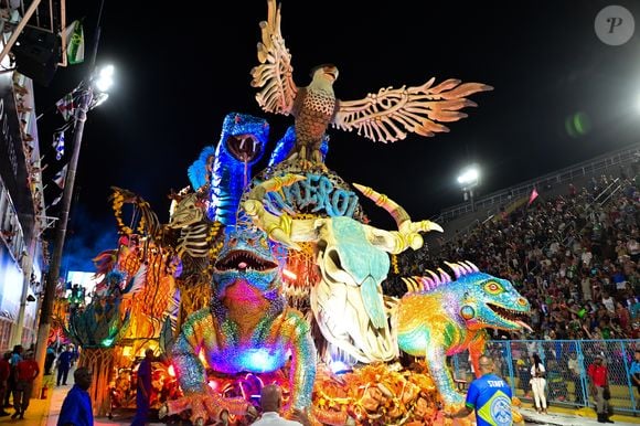 Apenas a Mocidade Independente de Padre Miguel (2005), Acadêmicos do Salgueiro (2006), União da Ilha do Governador (2010) e Imperatriz Leopoldinense (2022) não caíram. É isso que a Acadêmicos de Niterói busca