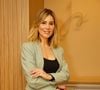 A dermatologista Dra. Juliana Neiva conta que "o grande diferencial do XERF está na possibilidade de trabalhar diferentes profundidades do tecido por meio da combinação de duas frequências de radiofrequência"