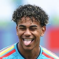 Lamine Yamal, craque da Espanha, tem um hábito noturno que ninguém espera de uma estrela mundial do futebol: 'Acordo de madrugada...'