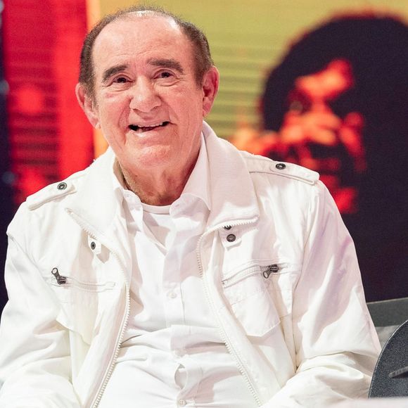 Há 45 anos, Renato Aragão admitiu diferença na educação com a filha Juliana Aragão: 'Tratada com mais...'